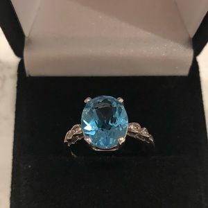 Blue Topaz White Gold Ring